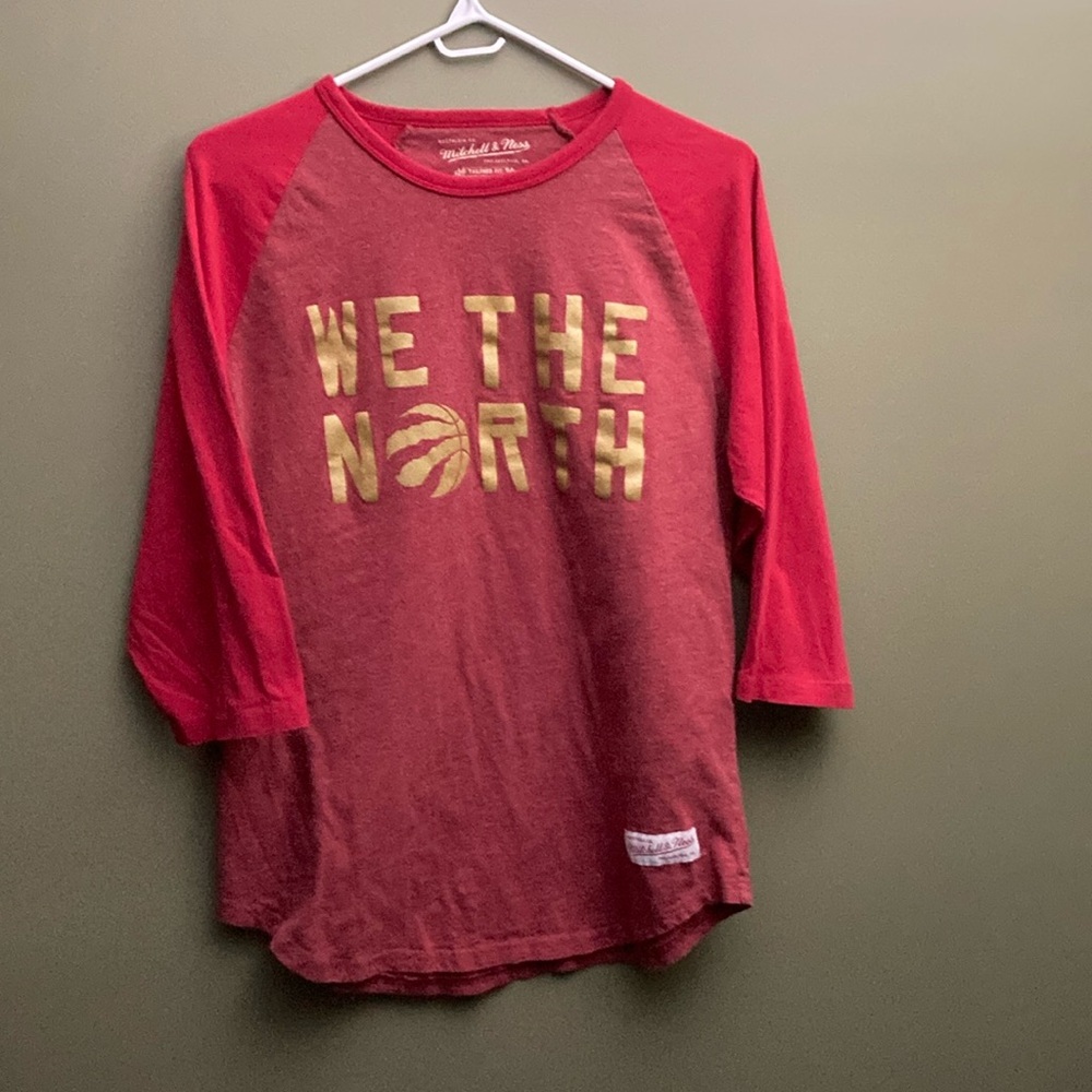 Mitchell & Ness Red and Gold Three Quarter Length  Sleeve Tee Relaxed Fit
